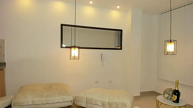 Gabriella_evans_ live sex cam