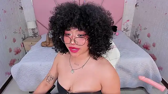 SafiroAgataaa's cam snapshot