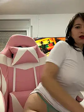 AlanaRius18 live sex cam