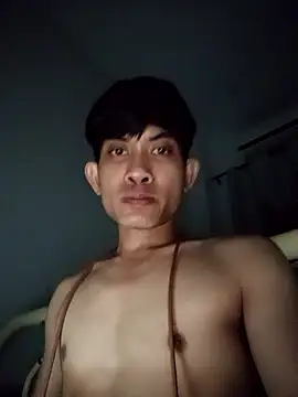 spitspittonmyface live sex cam