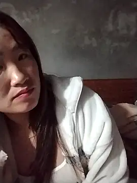 emini-xx's cam snapshot