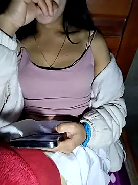 gugu0022's cam snapshot