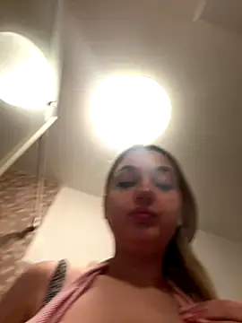 Marisaaasss's cam snapshot