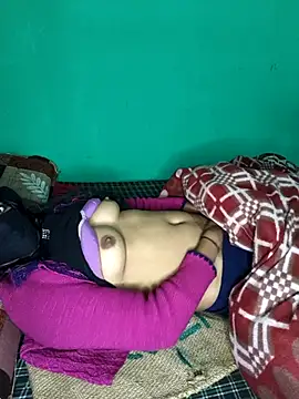 QWEEN7B live sex cam