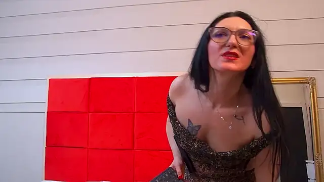 LanaBanner's cam snapshot