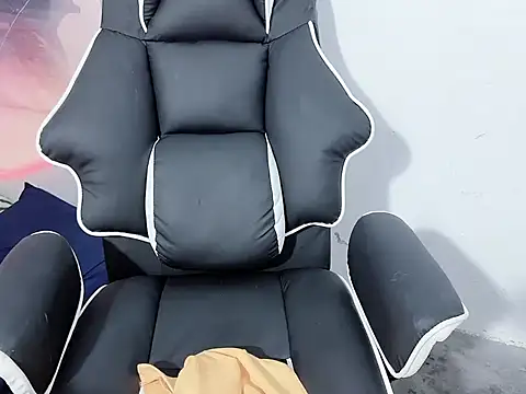 Bino119's cam snapshot