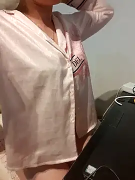 moon_baby99's cam snapshot