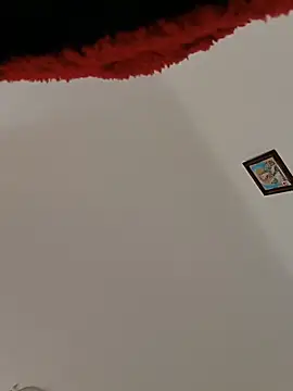 Aly-john1985's cam snapshot