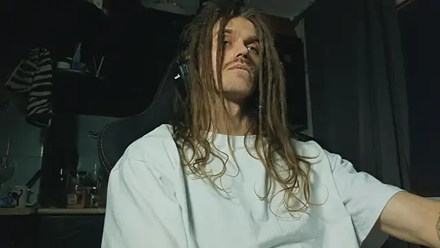 TechnoJesus's cam snapshot