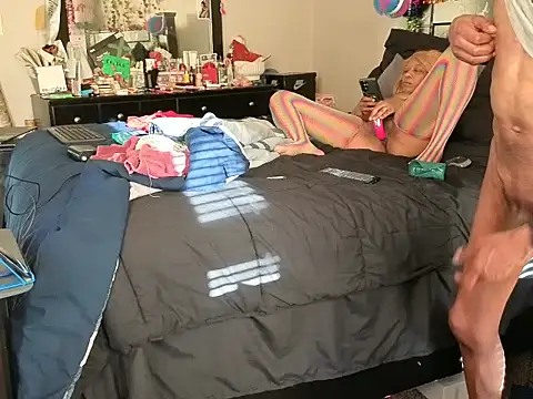 GOODIETIMES1's cam snapshot