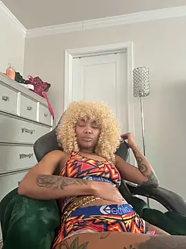 butterflybootyy live sex cam