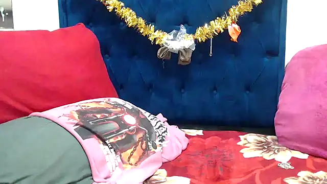 BUNNYCHOWX28's cam snapshot