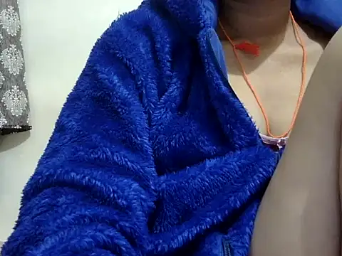 indian_prisha's cam snapshot