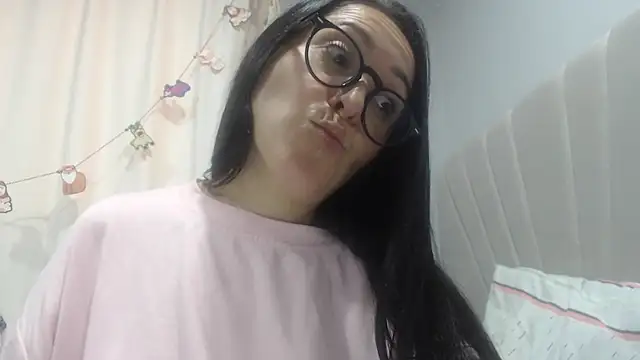 naughthyany16's cam snapshot