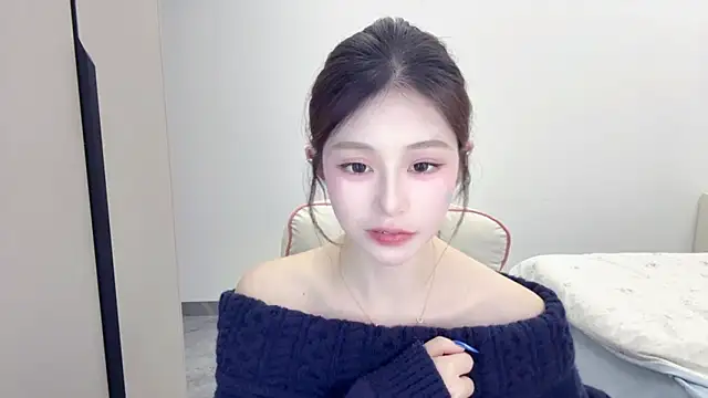 QQoooo-'s cam snapshot