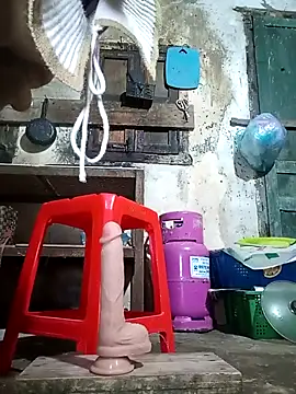 July-Asian's cam snapshot