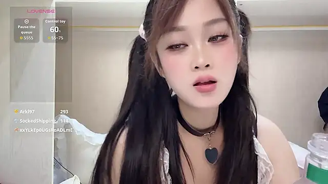 yueyue2003 live sex cam
