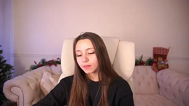 TinyNatalie's cam snapshot