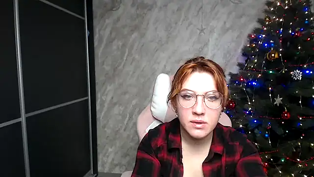 Reginasmilee's cam snapshot