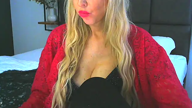 L1ona_Luxe's cam snapshot