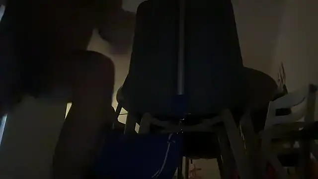 Jamesgatsby22's cam snapshot