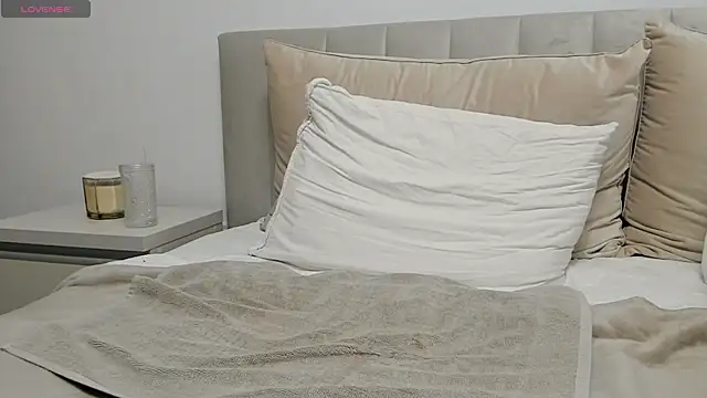 VickyStonee's cam snapshot