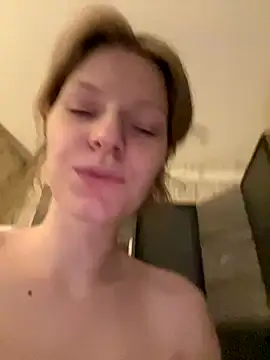 MaryHiggins's cam snapshot