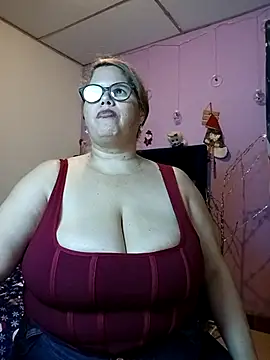 EllisW8's cam snapshot