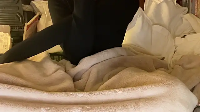 18yoteenvirgin's cam snapshot