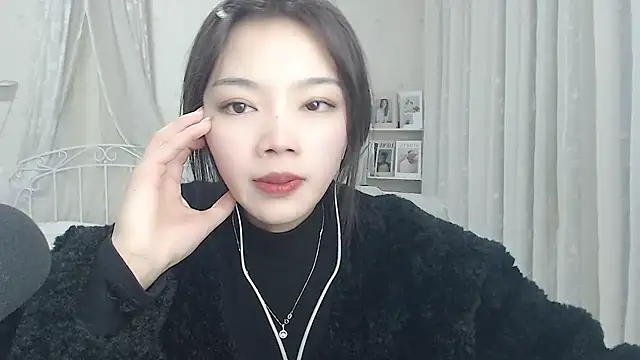 Romy-sweet's cam snapshot