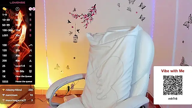 melody_starr's cam snapshot