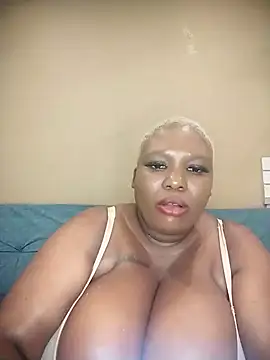 queenbusty's cam snapshot