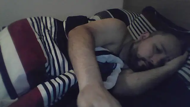 Hairy_bear86 live sex cam