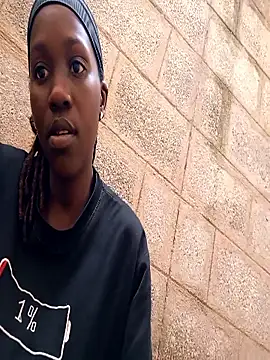 Swirly_blac live sex cam