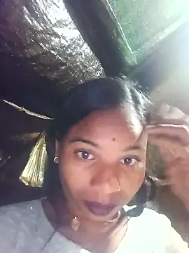 Rubi_sarma live sex cam