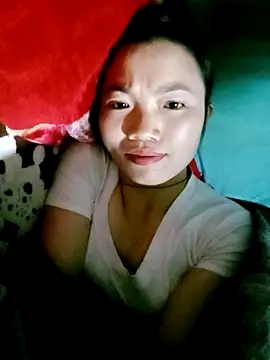 ngan-cute live sex cam