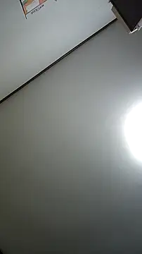 07YUKIO live sex cam