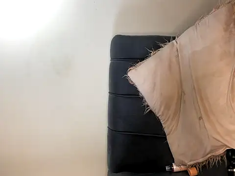 Nicole_Liam_ live sex cam