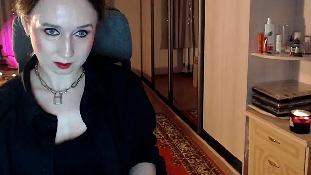 ClassyInna's cam snapshot