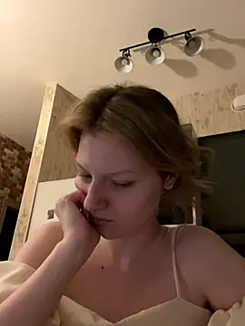 MaryHiggins live sex cam