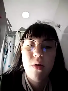 CoralSmit live sex cam