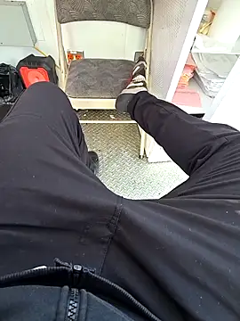 Gotabodiee live sex cam