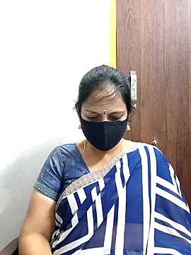 Queen-Neha's cam snapshot