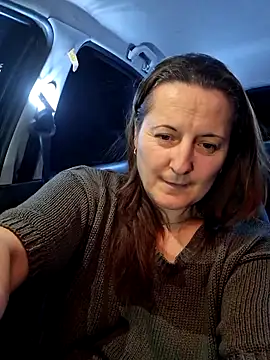 Sweet-milf- live sex cam