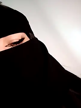 almouhra777's cam snapshot