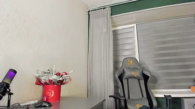 -Aariella- live sex cam