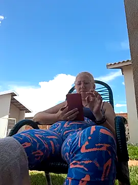 MILEIDE980 live sex cam