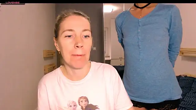 Pepper_mur's cam snapshot