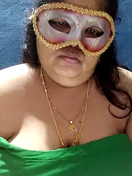 tamilthanushri live sex cam