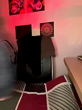 Miiaaa- live sex cam